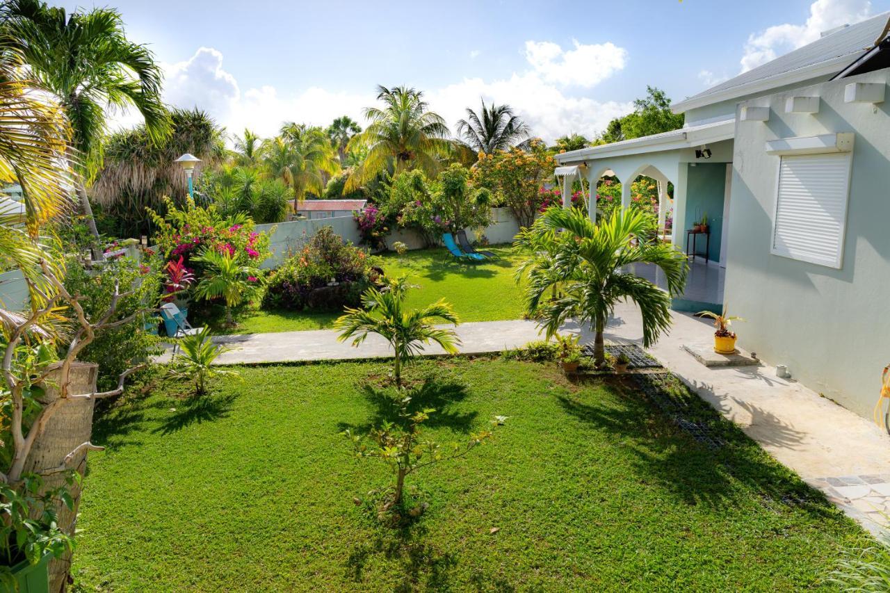 Villa L'Artist En Bord De Mer Avec Piscine Privee Sainte-Rose Bagian luar foto