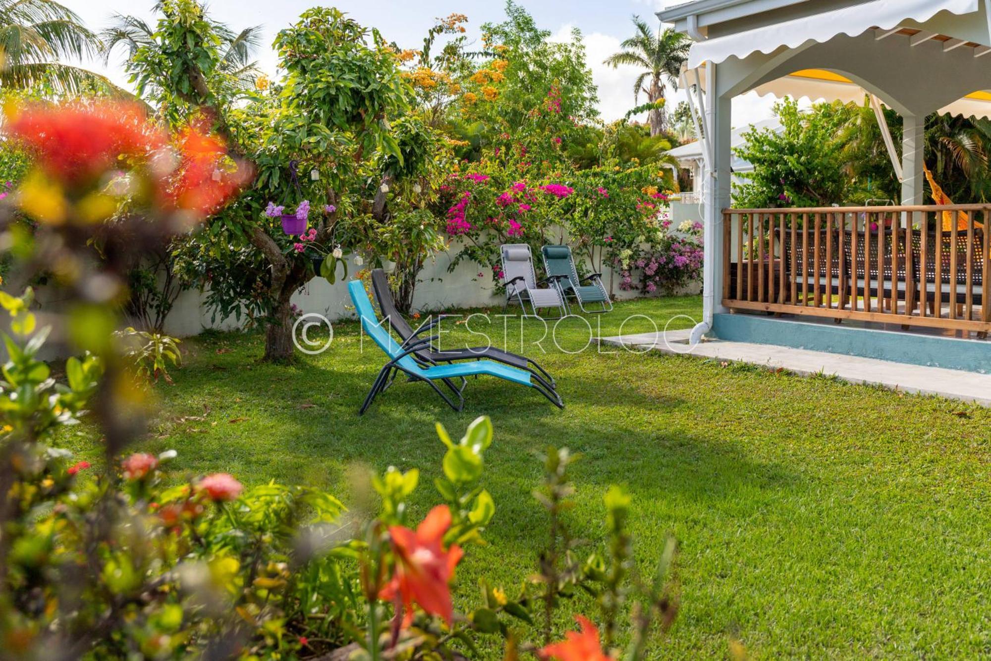Villa L'Artist En Bord De Mer Avec Piscine Privee Sainte-Rose Bagian luar foto