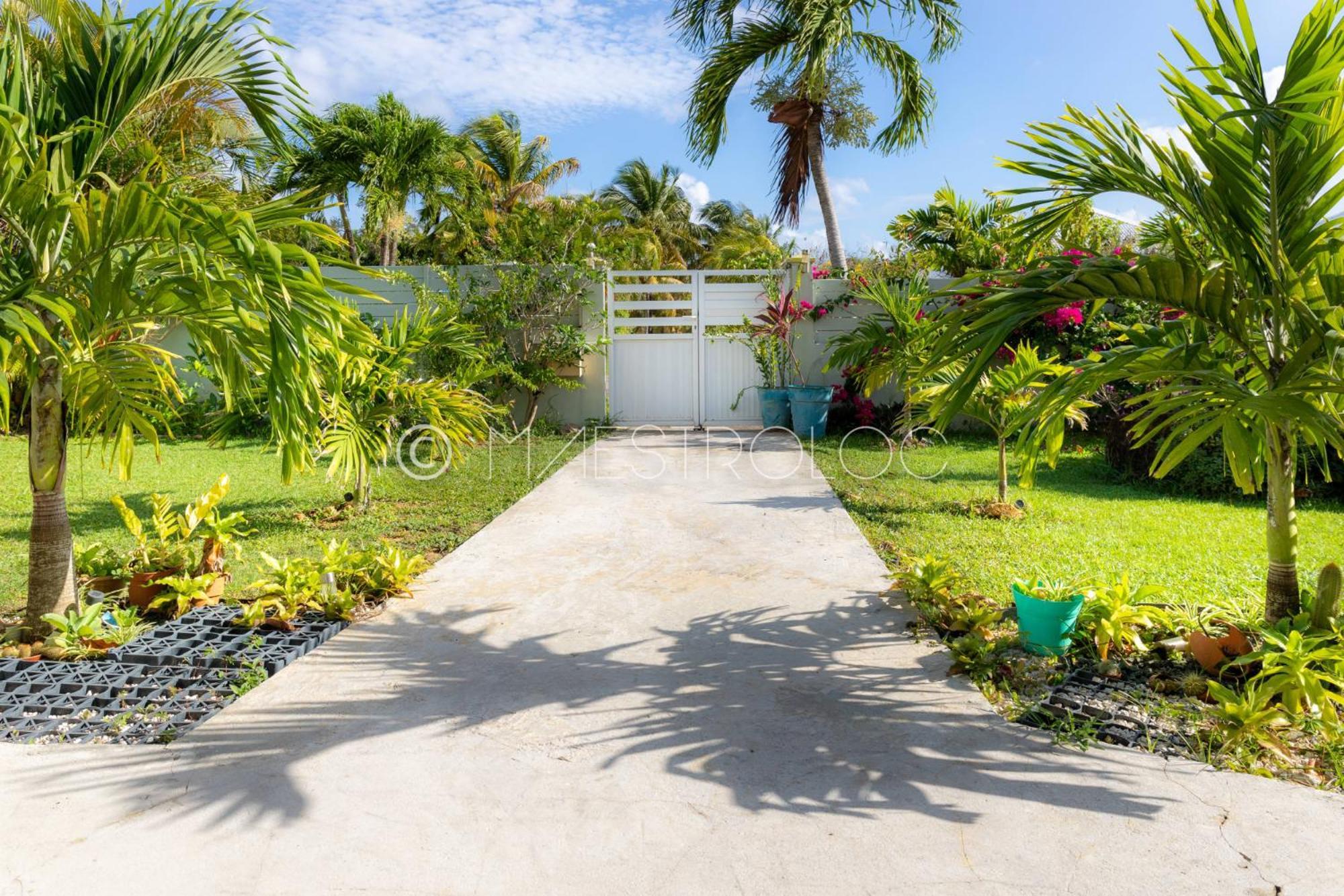 Villa L'Artist En Bord De Mer Avec Piscine Privee Sainte-Rose Bagian luar foto